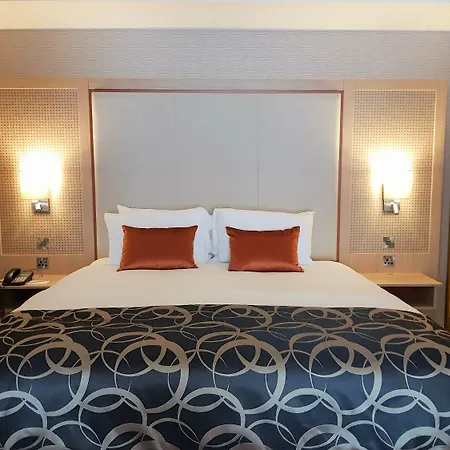 Clayton Silver Springs Hotel