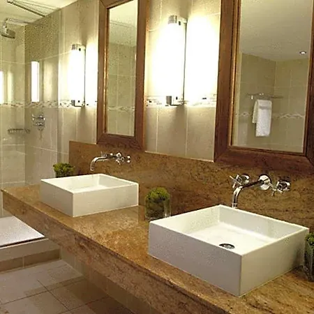 Clayton Silver Springs Hotel Cork