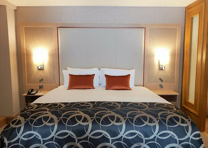 Clayton Silver Springs Hotel