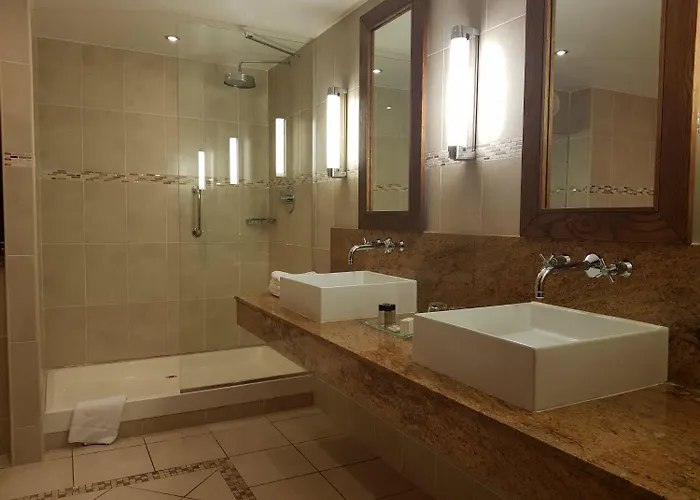 Hotel Clayton Silver Springs Cork